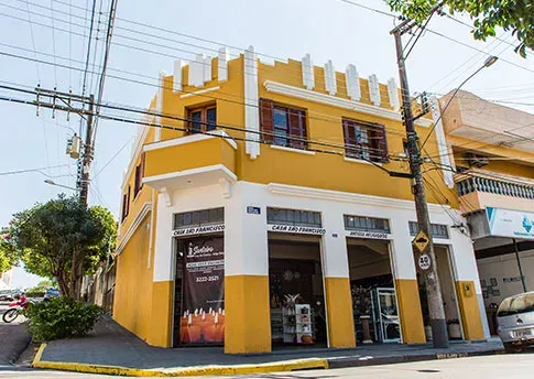 Fachada da loja Casa São Francisco em Presidente Prudente